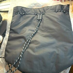 VS DRAWSTRING BAG